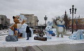Подиум с талисманами Олимпиады в Сочи 2014